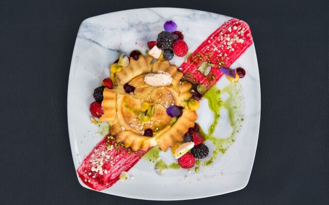 Athina Luxury Suites