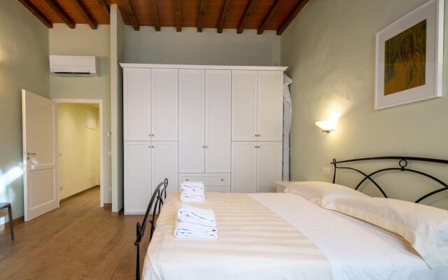 Santo Spirito Bright Flat