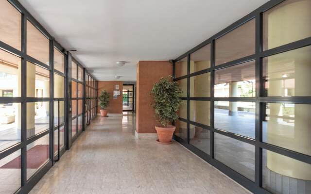 Studio con terrazzo vicino l'università