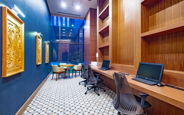 Accom Hotel