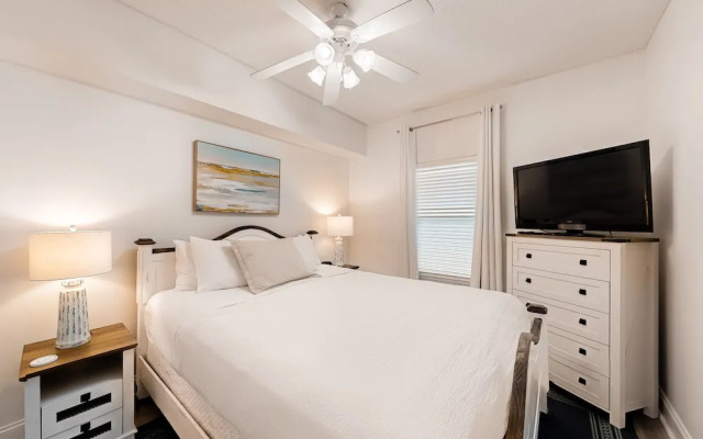 Palacio Condominiums