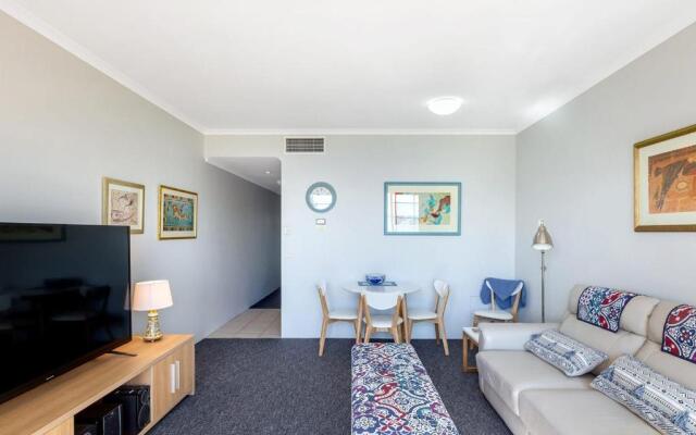 Whitesands, Unit 113/41-45 Shoal Bay Road