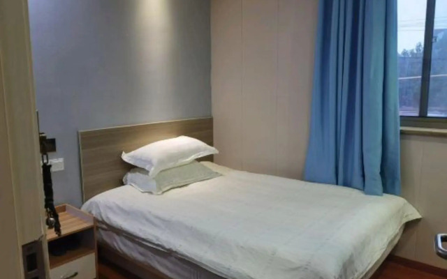 Chengrong Hotel
