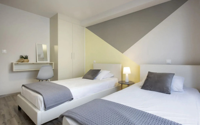 Supreme Luxury Suites by Athens Stay