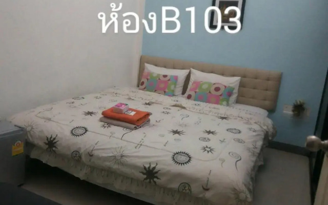 Nine Place Sukhumvit 40 - Hostel