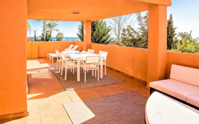 Beautiful and Spacious, 3 bedroom apartment LA23