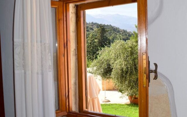 Filippou Villa - Living In Nature