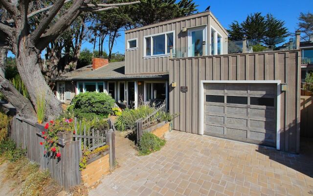 New Listing Ocean View Getaway W Beach Access 3 Bedroom Home