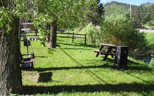 Black Hills Inn & Suites