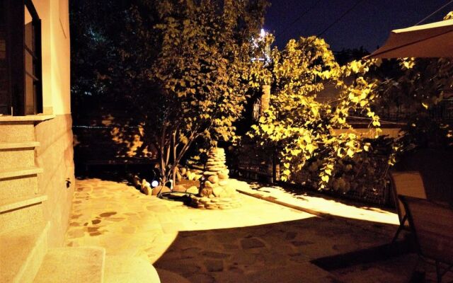 Twins Guesthouse