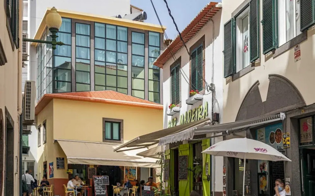 Pelourinho II, Cool Studio in Funchal