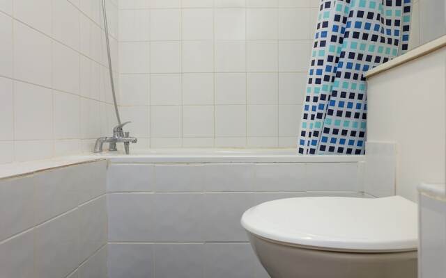 2 Bed Apartment In Kensington