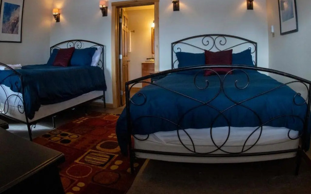 Majestic Valley Wilderness Lodge