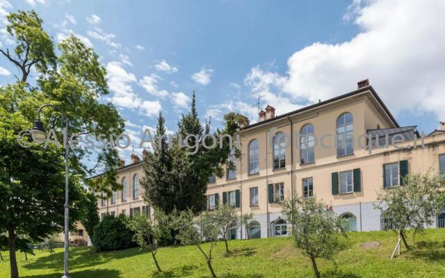 Bluelake Inn - Ostello
