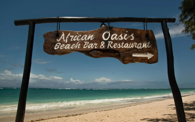 Bahari Dhow Beach Villas
