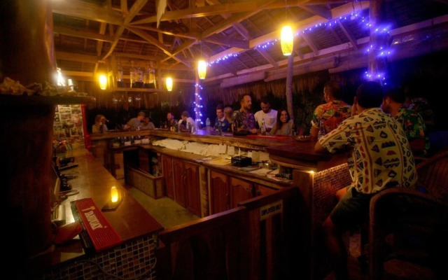 Jjs Backpackers Village