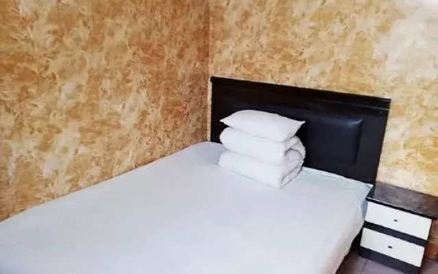 Jingmen Sanjiang Inn