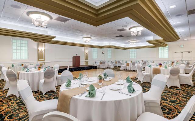 Best Western Plus Thousand Oaks Inn