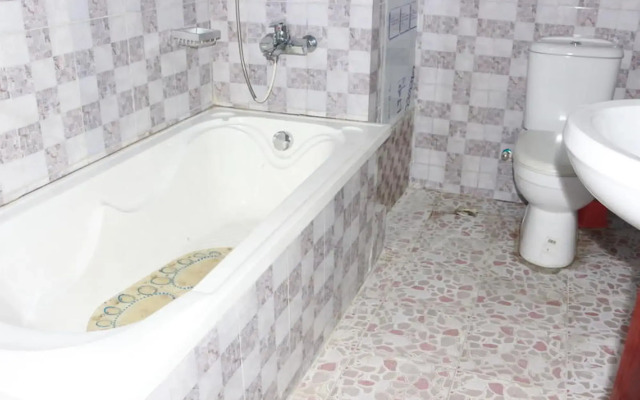 Resdon Hotel and Suites