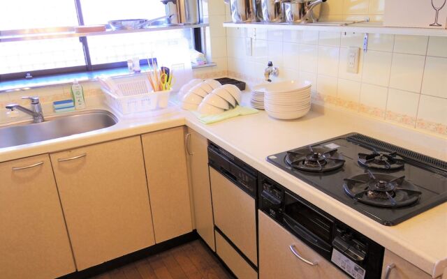 Nao's Guesthouse 1
