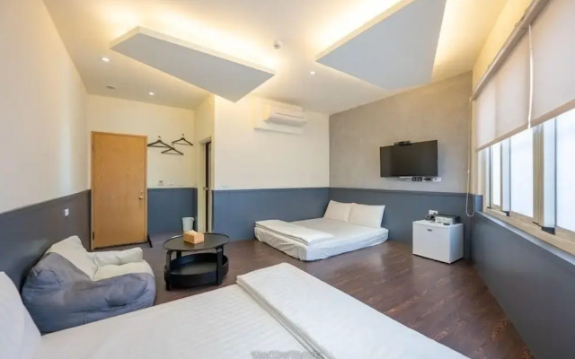 Yuanjyuge B&B
