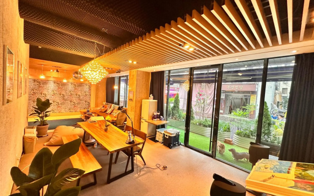 Acube Hotel