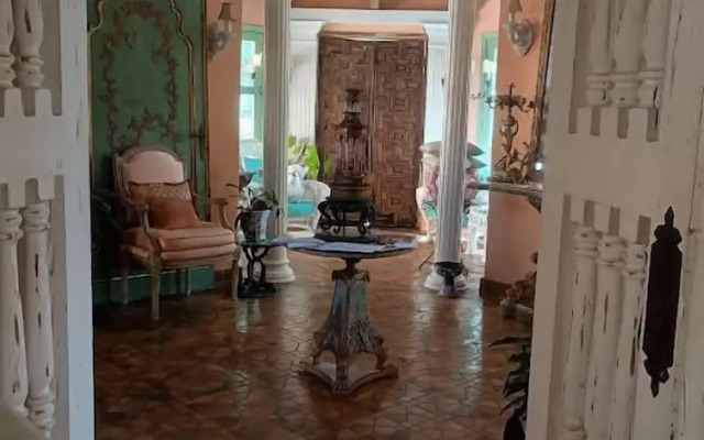 Benzel Mansion