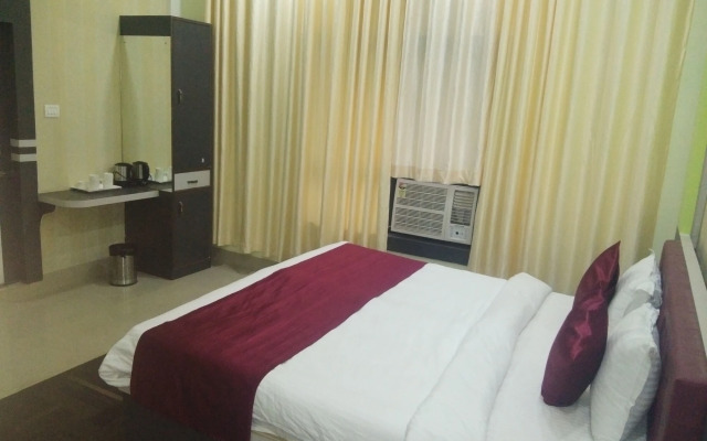 Pabitra Royal Regency