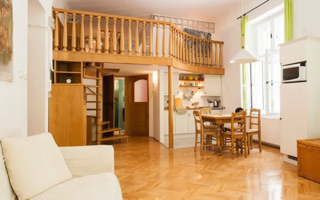 Szentharomsag 4 Apartment