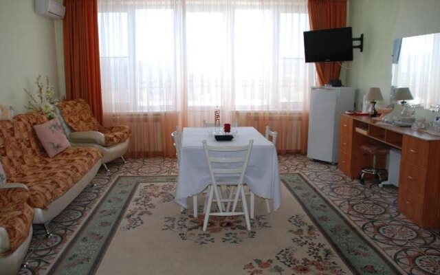 Guest House Panorama