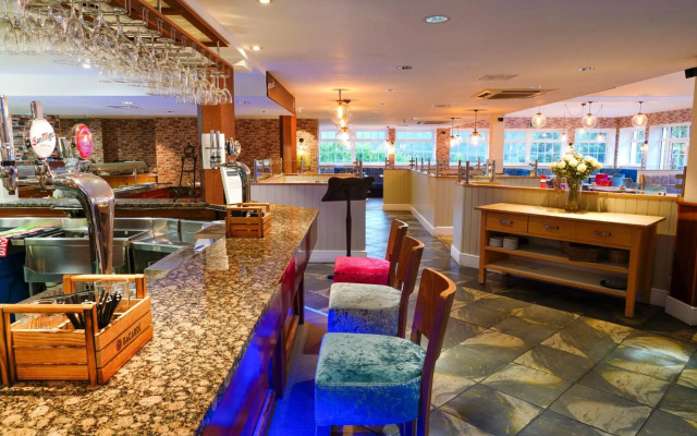 Gomersal Park Hotel