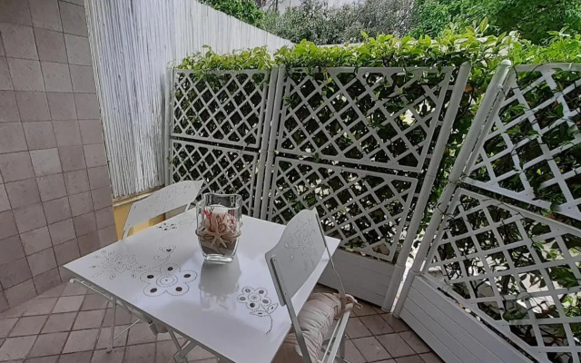 MINZONI94 - TwoBedroom+Garden