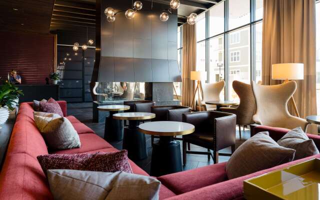 Cambria Hotel Boston Somerville