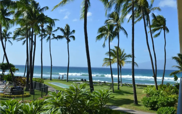 Papakea G206 2 Bedroom Condo by RedAwning