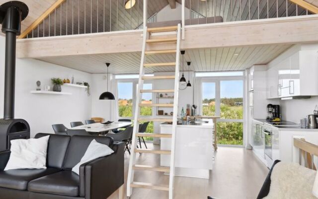 "Thyra" - 700m from the sea in NW Jutland
