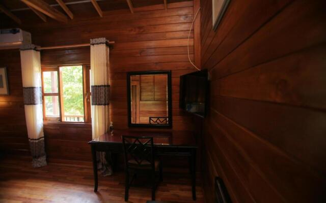 Jungle Hut Resort Sigiriya