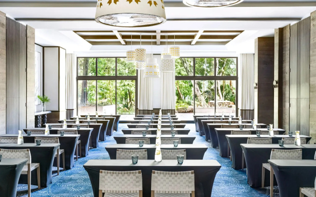 Kimpton Grand Roatan Resort And Spa by IHG