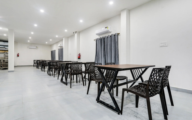 Super Townhouse Shamshabad Near Airport