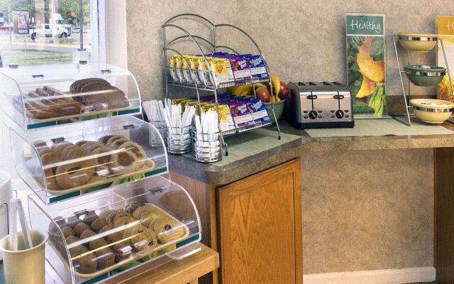 Quality Inn Fredericksburg near Historic Downtown