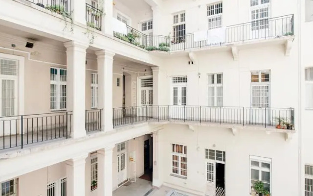 Rento Budapest Apartment Vaci utca