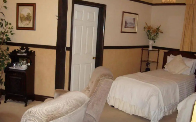 School Lodge Country Guesthouse