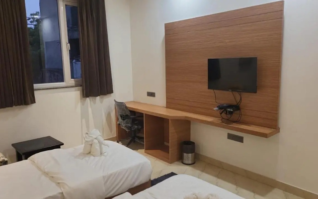 Hotel Midtown - A Unit By Prakash