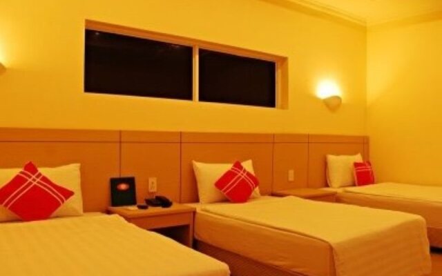 Nhat Quynh 1 Hotel
