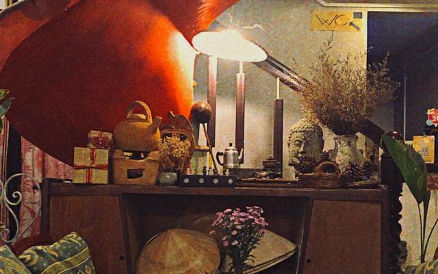 NHÀ SAIGON | Rustic Style & Spacious Room L1