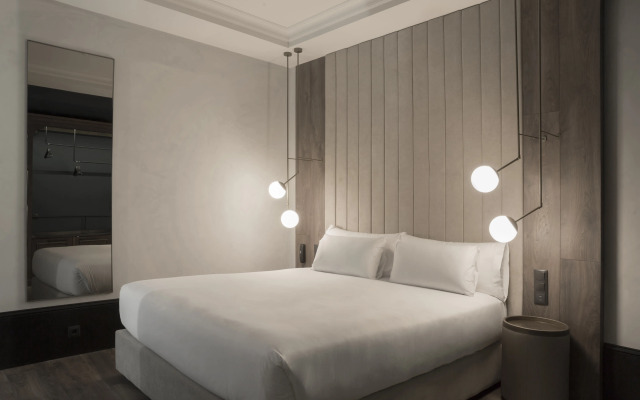 ICON Wipton by Petit Palace
