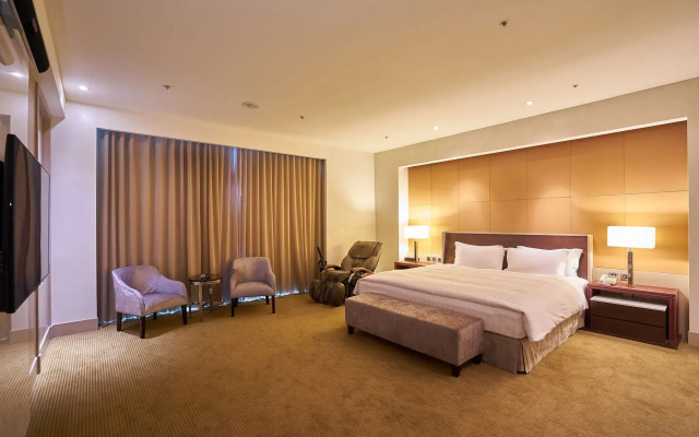 Taipung Suites