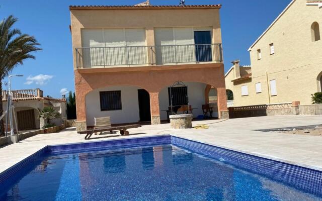 LLEBEIG 2 - Apartment with sea views in OLIVA. Free WiFi