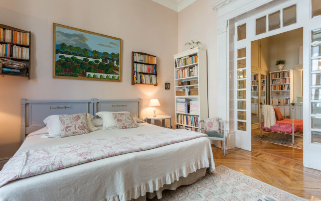 Apartamentos Palacio Real 789