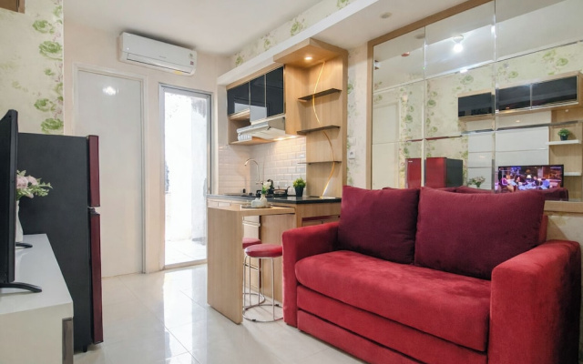 Neat 2Br For 3 Pax At Bassura City Apartment