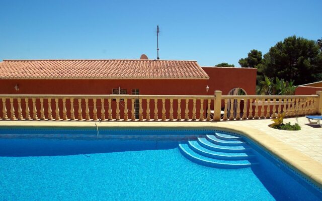 Villa June